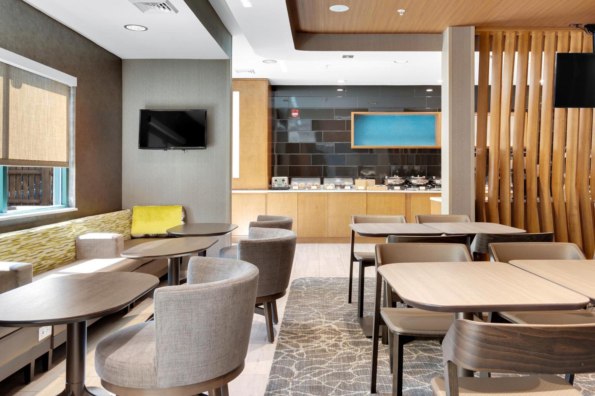 Springhill Suites By Marriott Freeport Brunswick Bagian luar foto